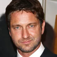 1251302510gerard_butler_290x206