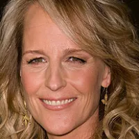 1251304540helen_hunt_290x206