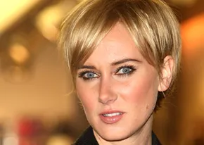 1251313118kimberly_stewart_290x206
