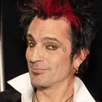 1251396238tommy_lee_290x206