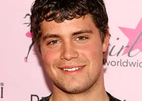 1257786831_levi johnston 206