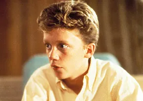 1259598389_anthony michael hall 206