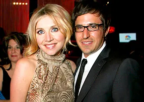 1262989481_sarah chalke 206