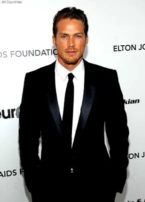 1271091084_jason lewisl