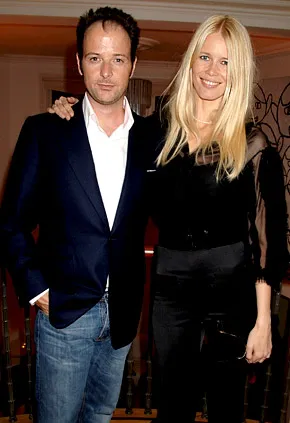 1274879450_claudia schiffer 290