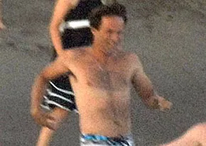 1282567529_stephen moyer 206