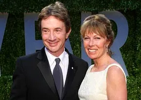 1283181455_martin short 206