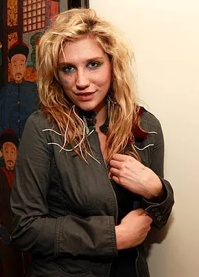 1283361076_kesha 290