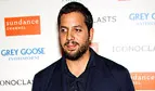 1285357574_david blaine 84