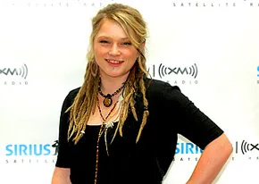 1286803334_crystal bowersox 206