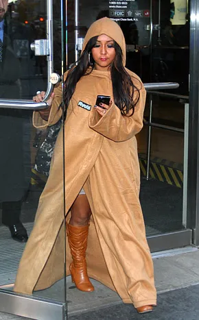 1290542949_snooki 290