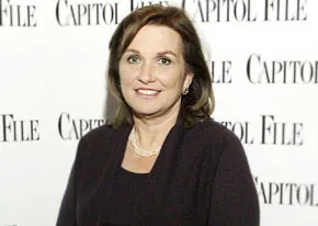 1292094223_elizabeth edwards p1