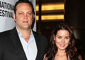1292880845_vince vaughn kyla 206