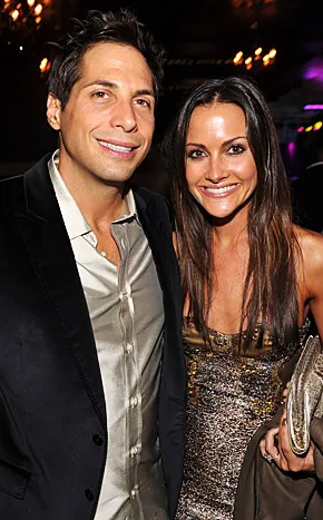 1293667216_joe francis 290