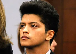 1296845298_bruno mars 206