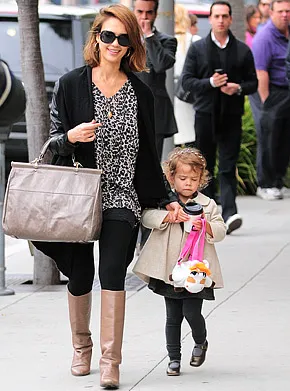 1297888069_jessica honor 290