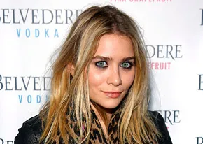 1299781979ashley olsen 206