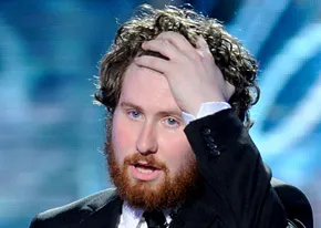 1301057213_casey abrams 206