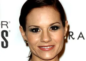 1303839071_kara dioguardi 206