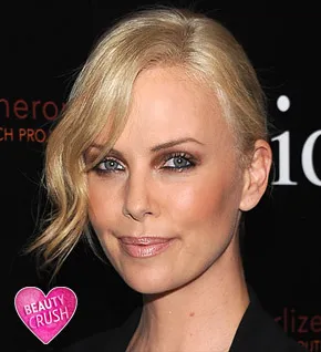 1307637355_charlize theron 290