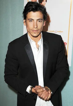 1309711756_andrew keegan b