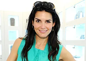 1311000114_angie harmon 206