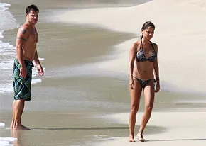 1311353845_nick lachey vanessa minnillo 206