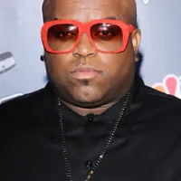 1311354232_cee lo green bio 402
