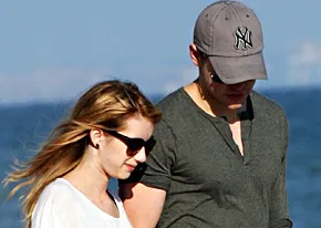 1311600064_emma roberts chord overstreet 206