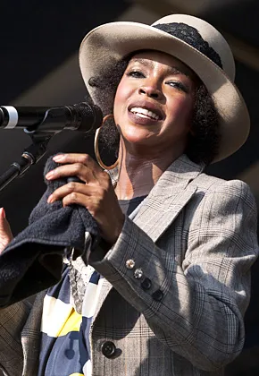 1311604647_lauryn hill gives birth 2 290