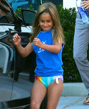 1311885862_coco arquette 290