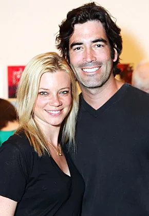 1311945098_amy smart carter oosterhouse wedding date 290