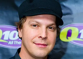 1312898103_gavin degraw 206