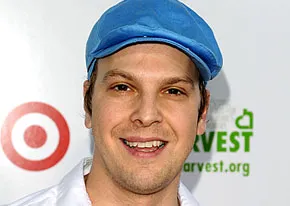 1312924728_gavin degraw 206