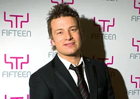 1312925215_jamie oliver 206
