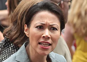 1313336938_ann curry_206