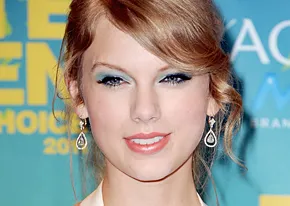 1313426056_hunter hayes 206