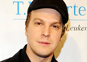 1313700771_gavin degraw 206