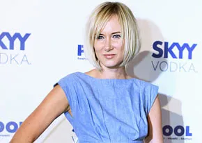 1313970400_kimberly stewart p1