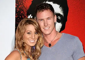 1314291915_vienna girardi kasey kahl 206