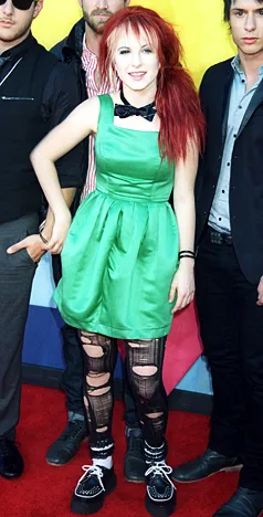 1314295170_hayley williams vma lg