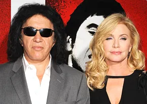 1314983525_gene simmons shannon tweed 206