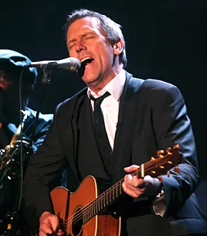 1314986724_hugh laurie 290