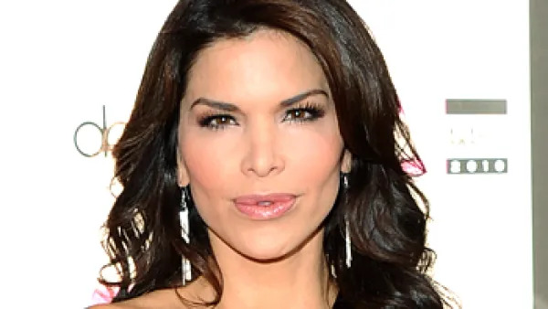 1315844365_lauren sanchez 441