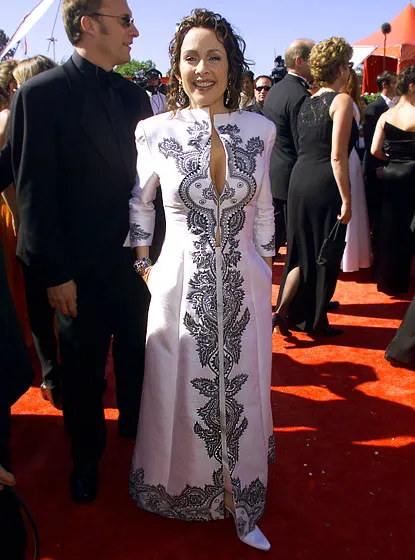 1316113851_patricia heaton 560