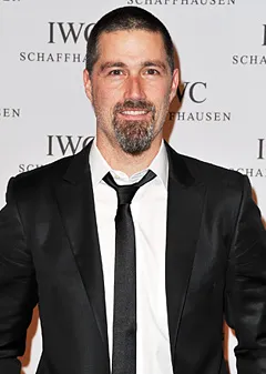 1316193170_matthew fox 240