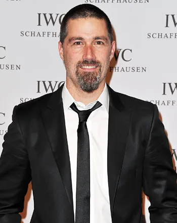 1316193170_matthew fox vert
