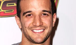1317044410_mark ballas 178