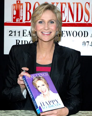 1317246925_jane lynch nook 441