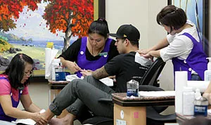 1317392542_rob kardashian 178